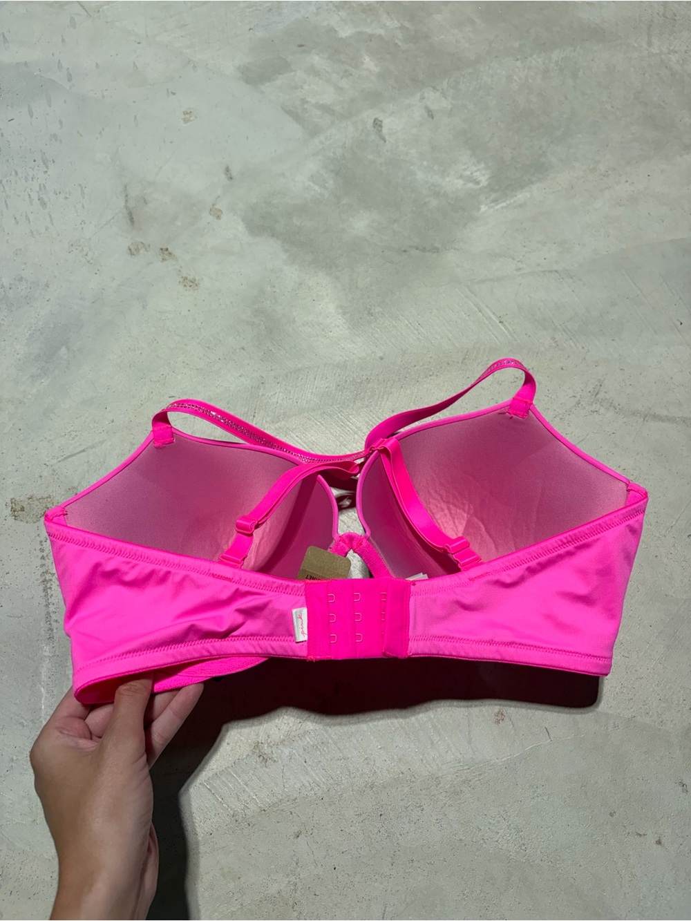 Victoria’s Secret pink wear everywhere super push up hot pink bra 38DD - Picture 6 of 10